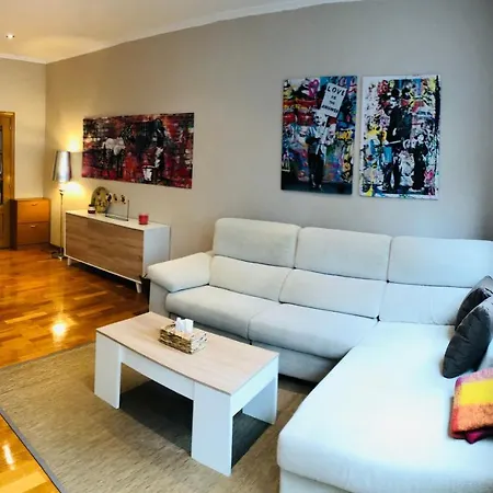 Anova アパート *